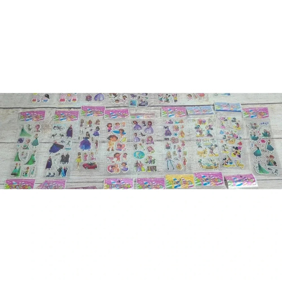 Sticker Lot of 25 Peppa Pig Dora Frozen Sofia the First Barbie Mickey and Minnie - Picture 3 of 5